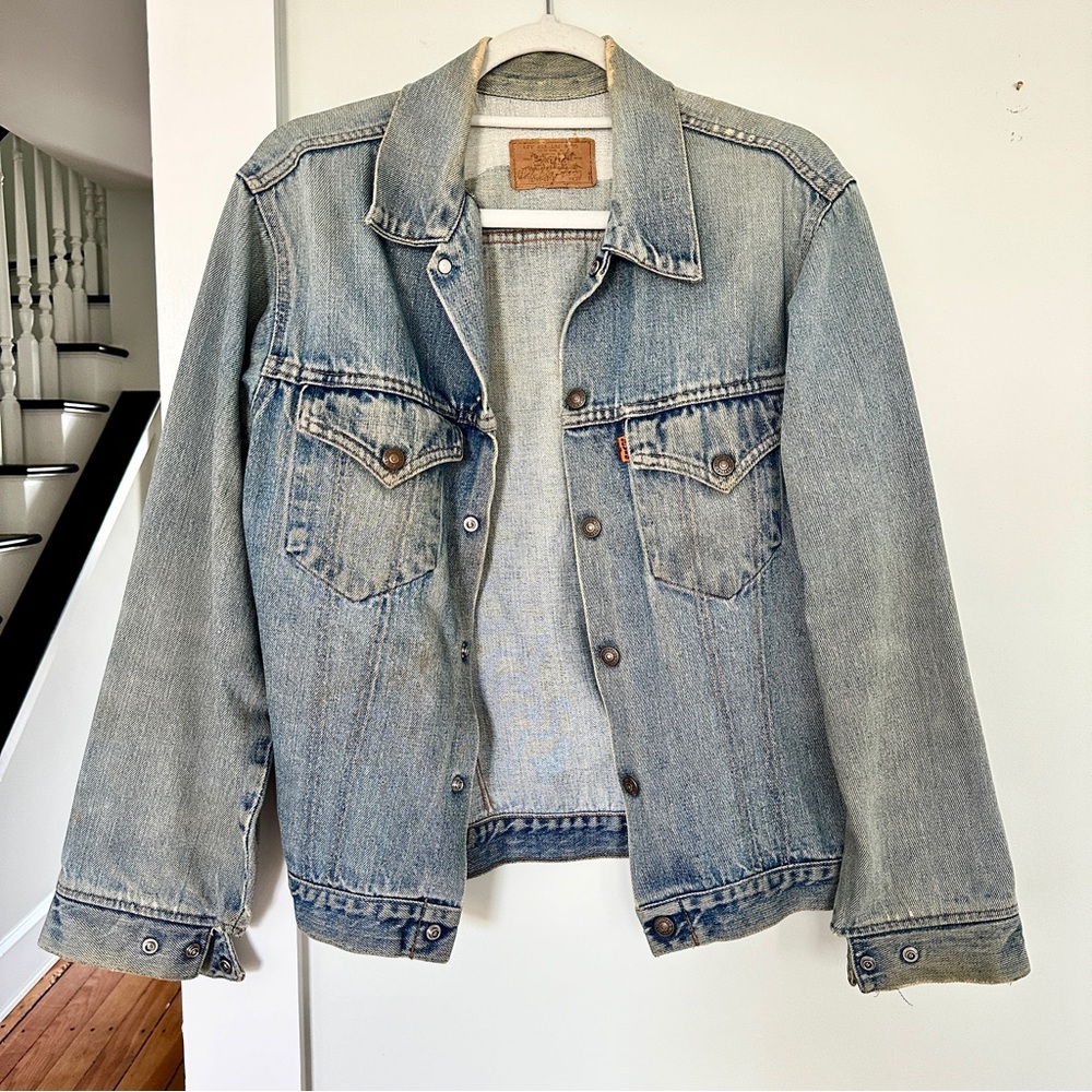 Vintage Levi’s Denim Jacket Size XS with Orange Tag